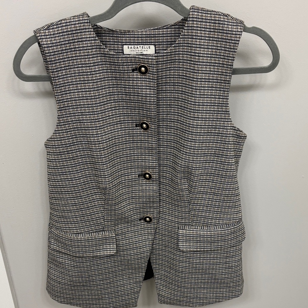 Bagatelle Monochrome Houndstooth Vest